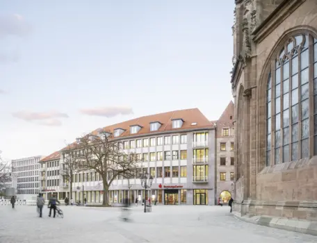 Sanierung, Umbau und Erweiterung „Haus der Kunden“ der Sparkasse Nürnberg